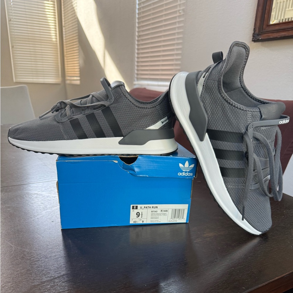 ADIDAS U_PATH RUN - NEW